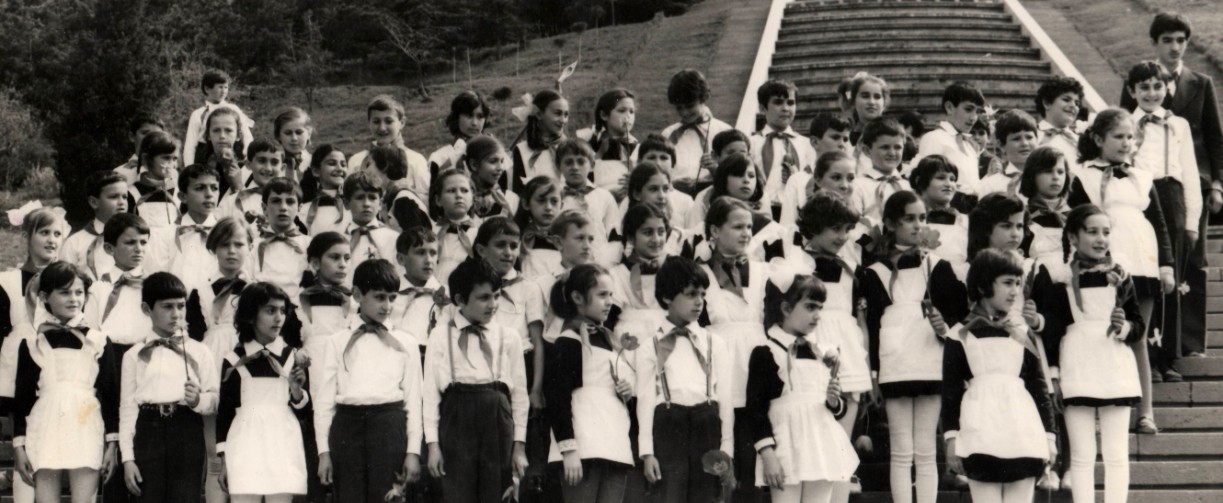 Денационализация осетинской школы