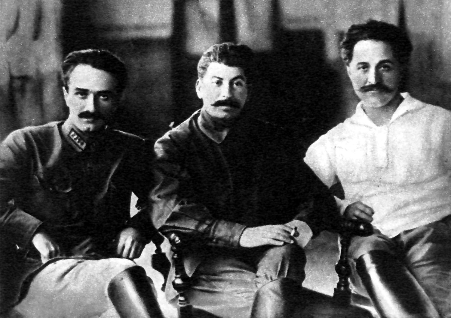 Ordzhonikidze,_Stalin_and_Mikoyan,_1925